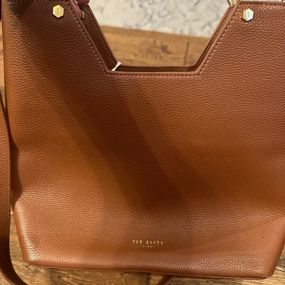 Ted Baker Leather And Suede Hexagon Handle Shopper Bag - Picture 10 of 17